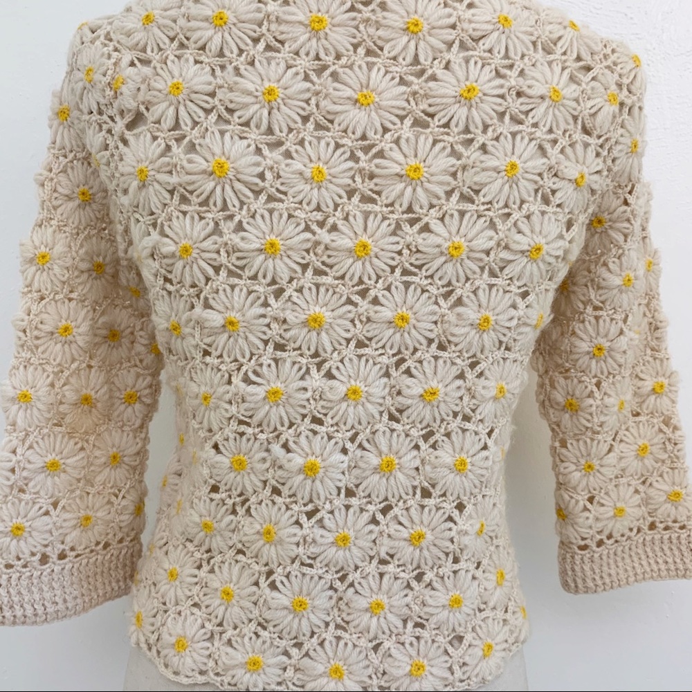SOLD Vintage Knit Crochet Daisy Cardigan Sweater - Picture 7 of 13